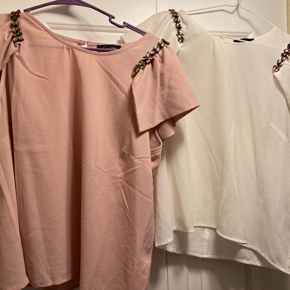 Bundle of 2 work tops